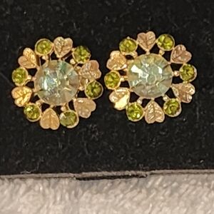 Avon Goldtone Green Rhinestone Floral Earrings